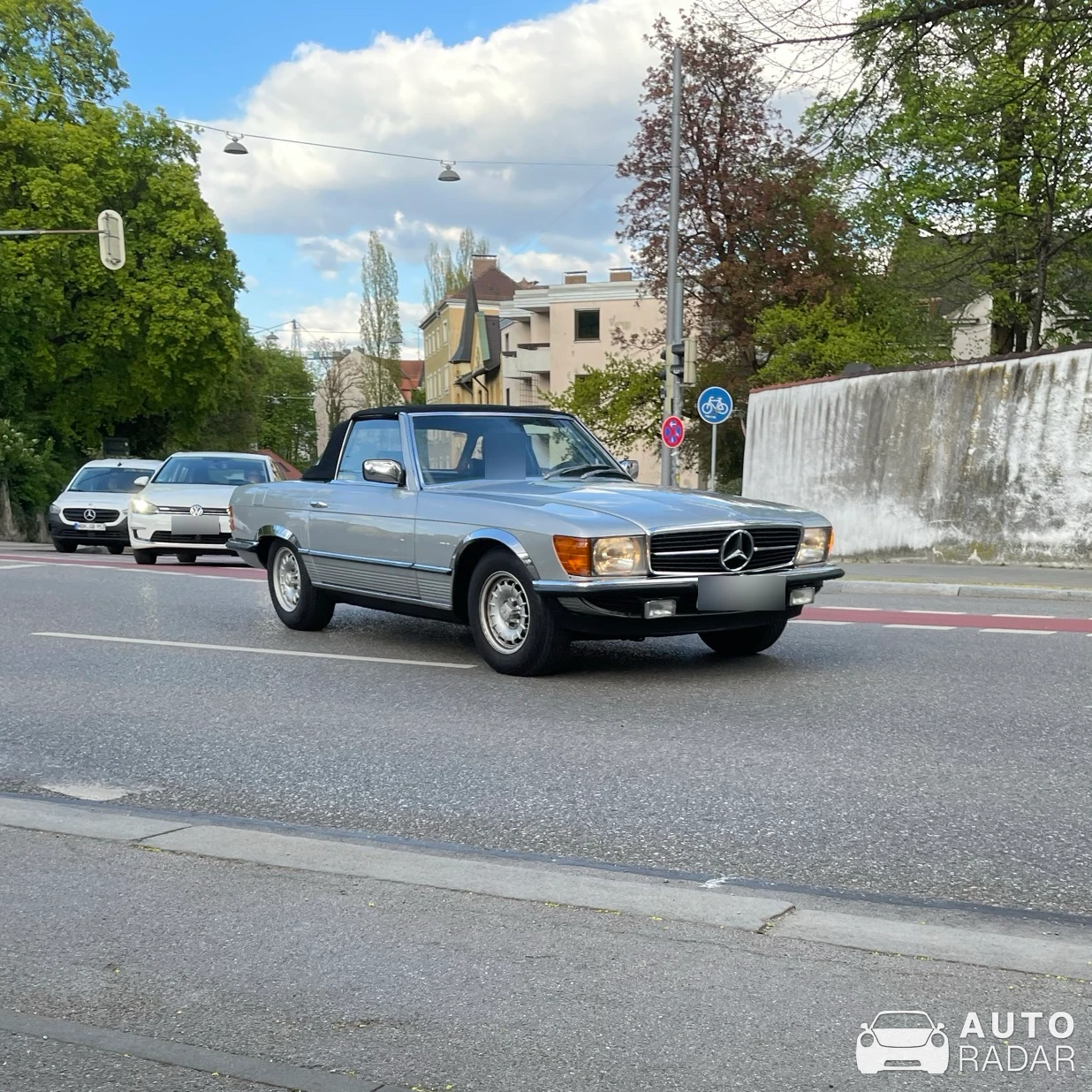 Mercedes-Benz 380 SE spotted in München