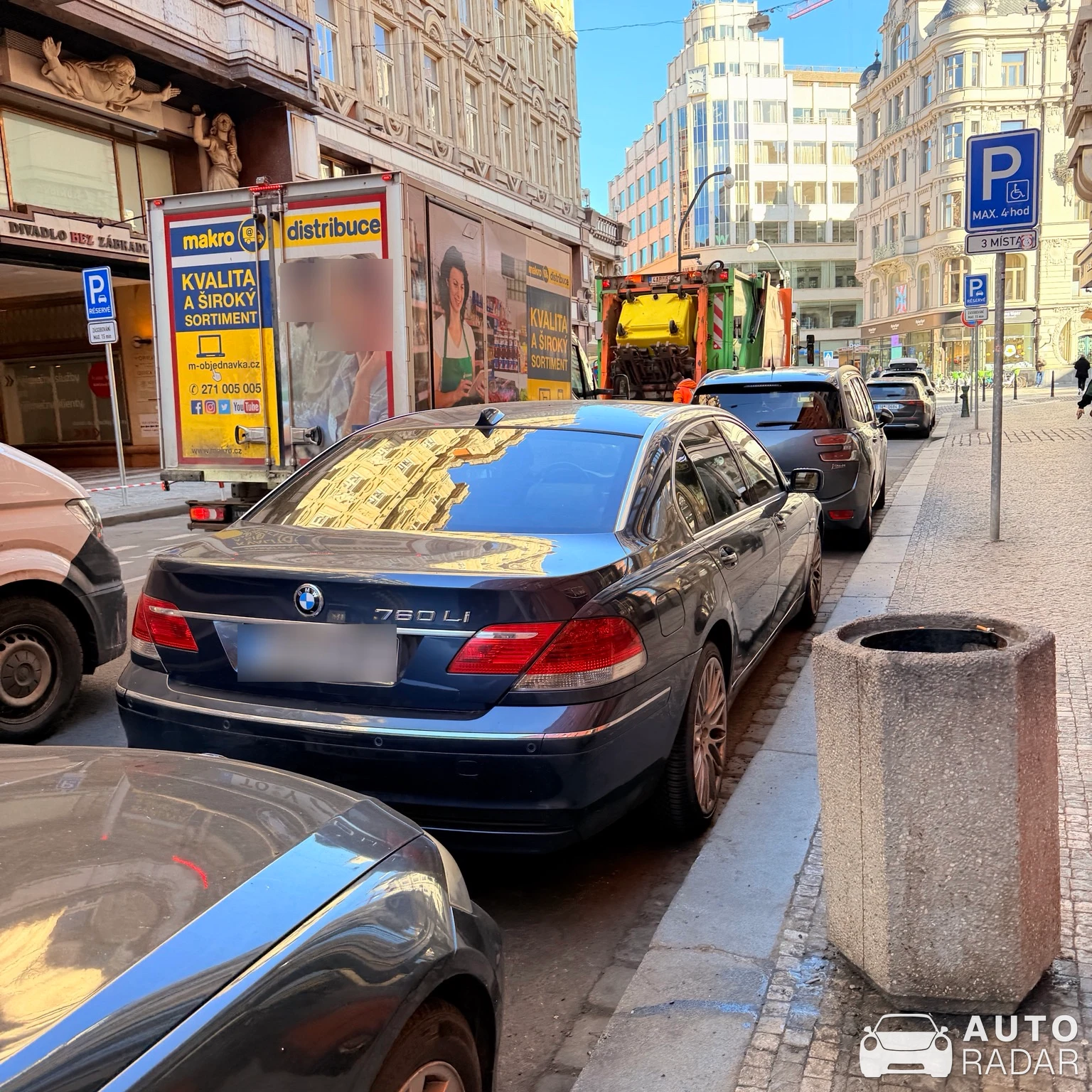 BMW 760Li V12 Xdrive G12 spotted