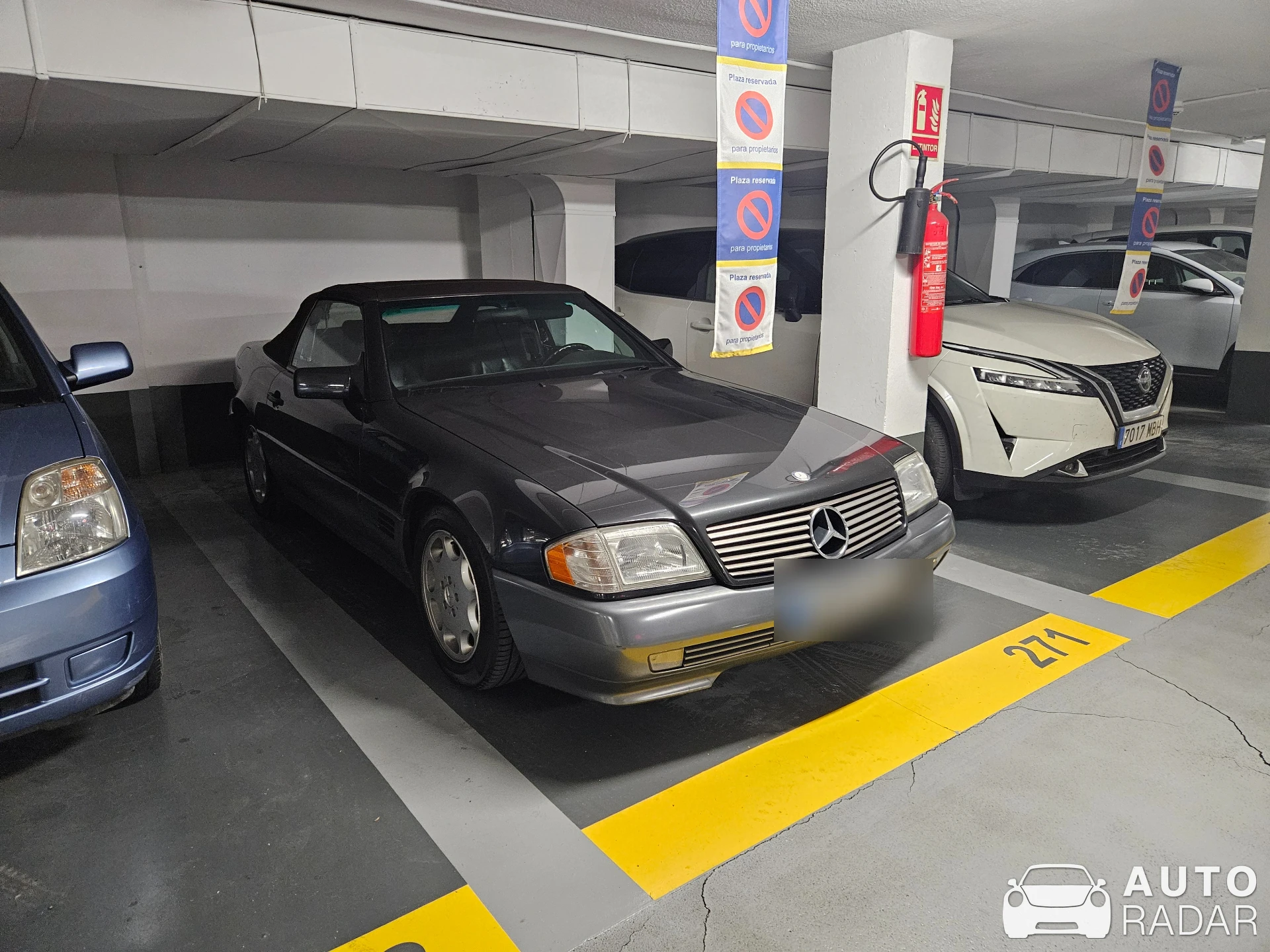 Mercedes-Benz SL 500 spotted in Zaragoza, España