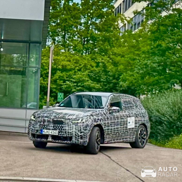 BMW IX3 Mule spotted in München
