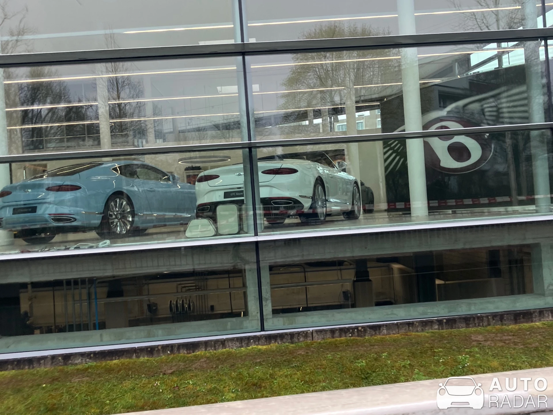 Bentley Continental GTC V8 2020 Mulliner spotted in Glattbrugg