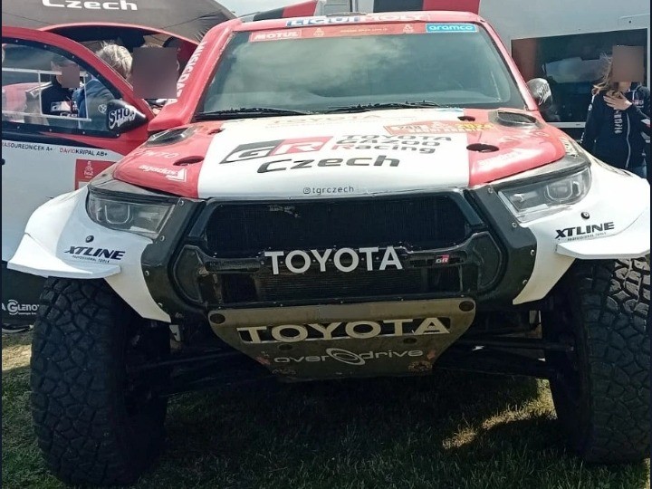 Toyota GR DKR Hilux EVO T1U