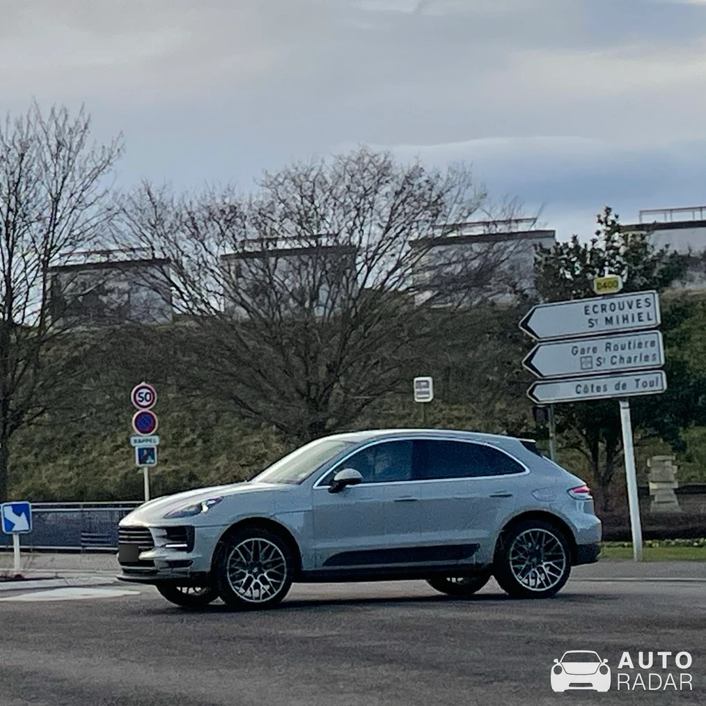Porsche Macan spotted in Toul, France