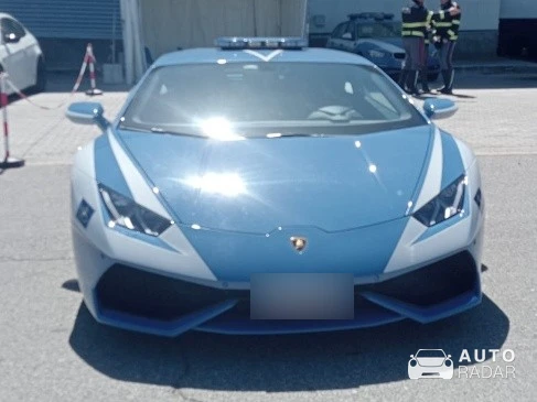 Lamborghini Huracán LP610-4 Polizia spotted in Roma