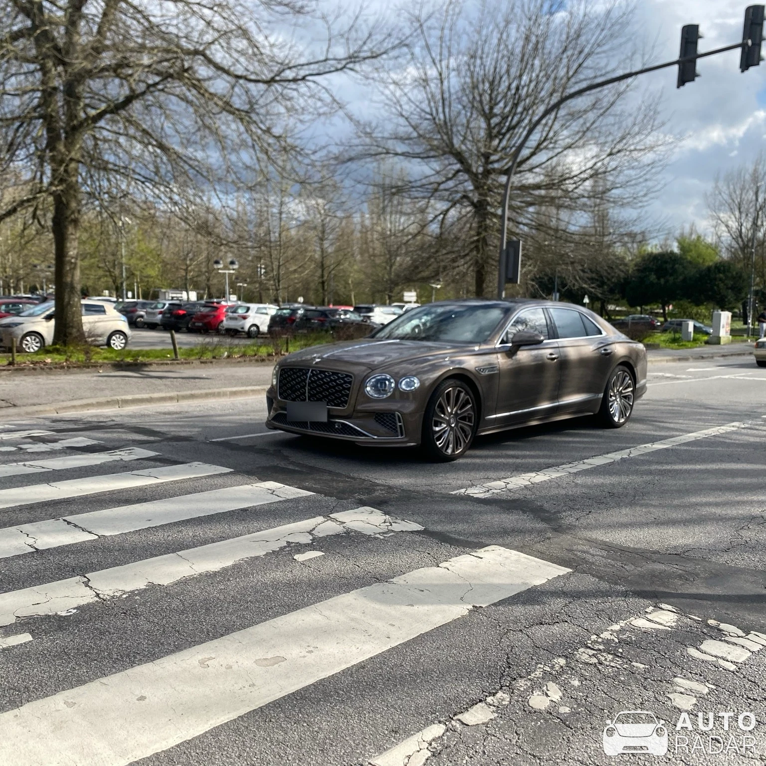 Bentley Flying Spur Mulliner 2025 spotted in Porto