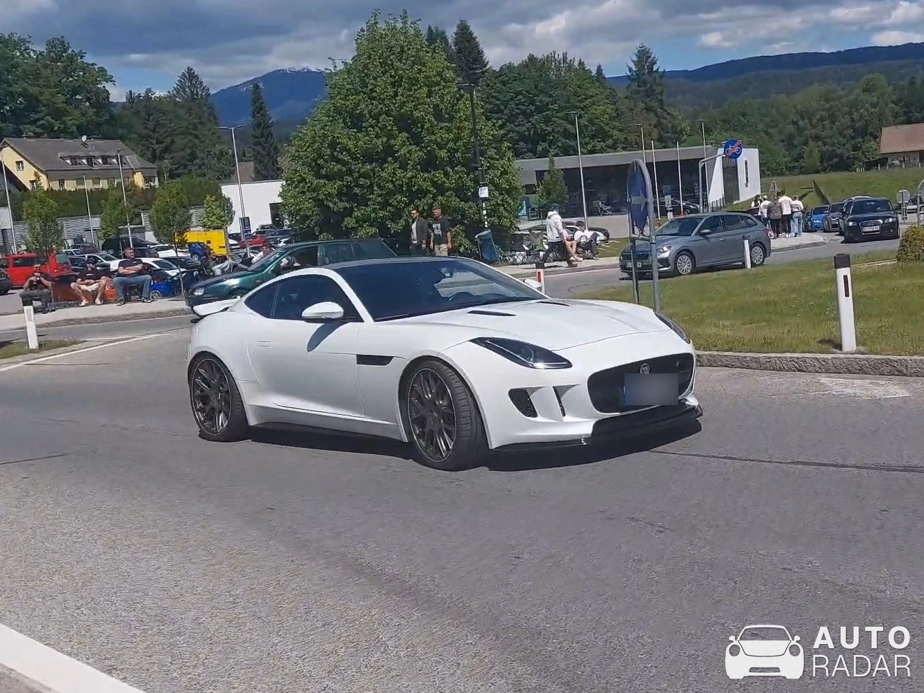 Jaguar F-Type SVR Coupé spotted in Velden am Wörther See