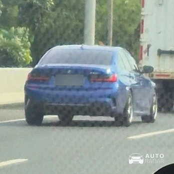 BMW 3 Series G20 spotted in Jakarta, Indonesia
