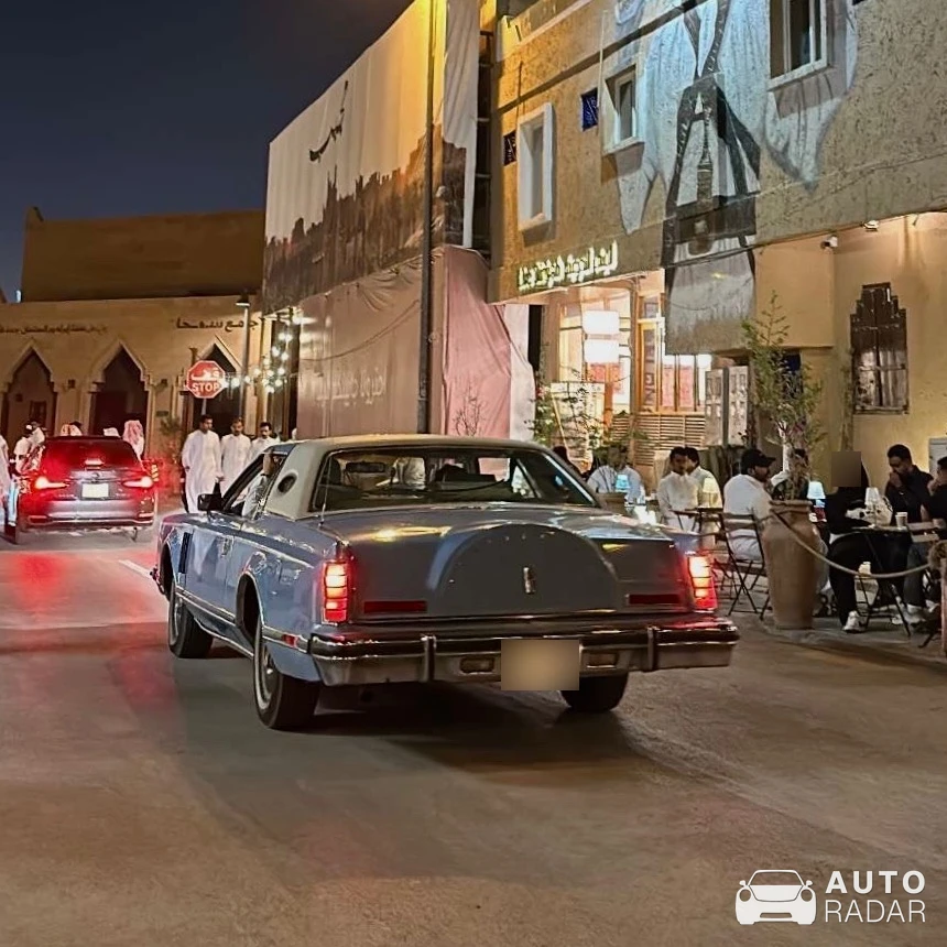 Lincoln Continental Mark V spotted in Diriyah, Saudi Arabia