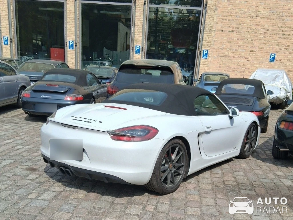 Porsche 981 Boxster GTS spotted in Berlin