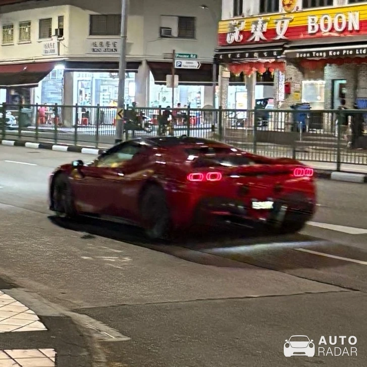 Ferrari SF90 Stradale spotted in Singapore, Singapore