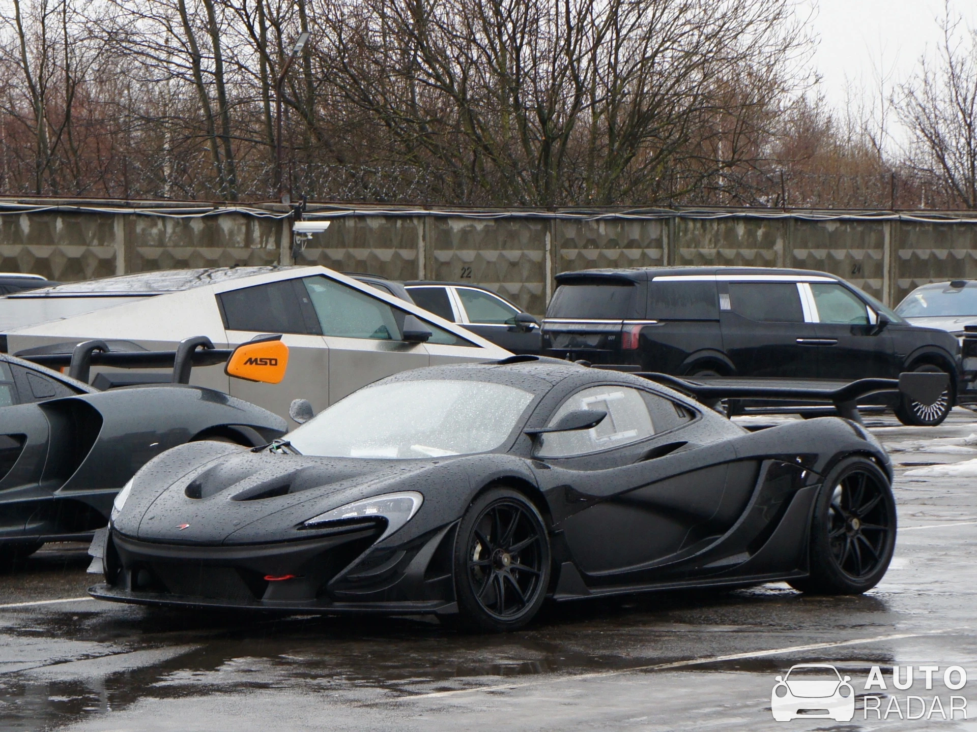 McLaren P1 GTR spotted in Domodedovo, Russia