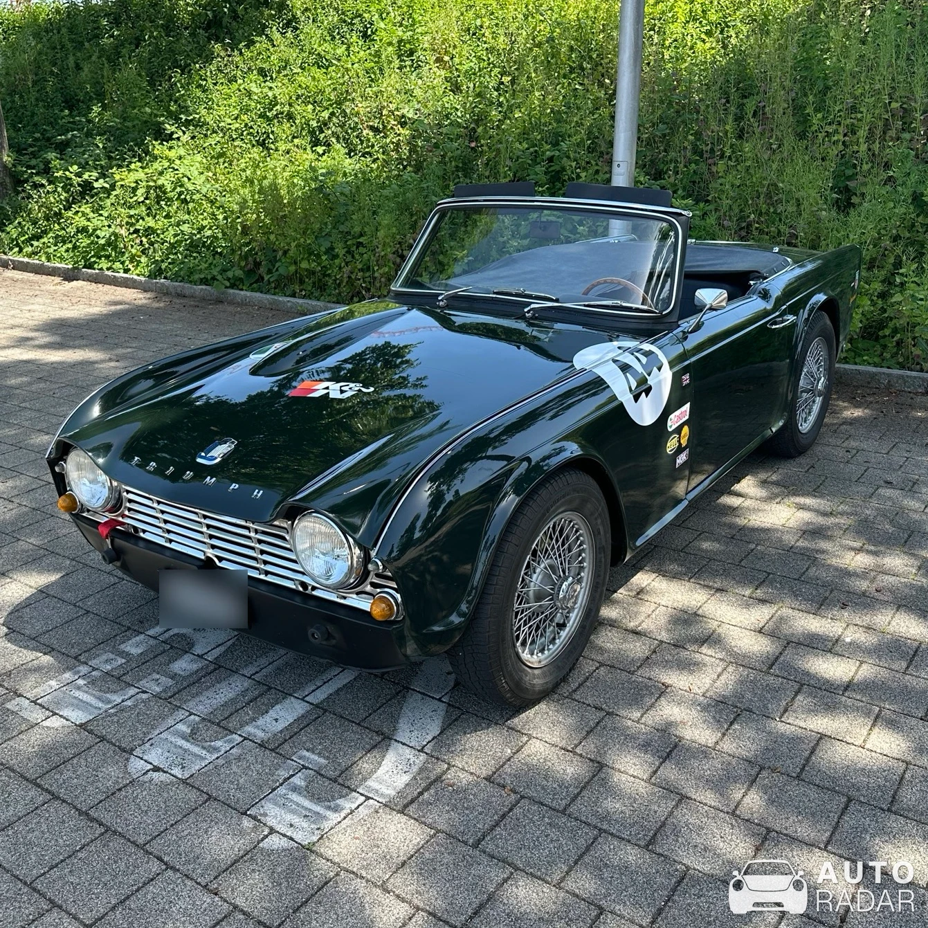 Triumph TR4 spotted in Freienbach, Schweiz