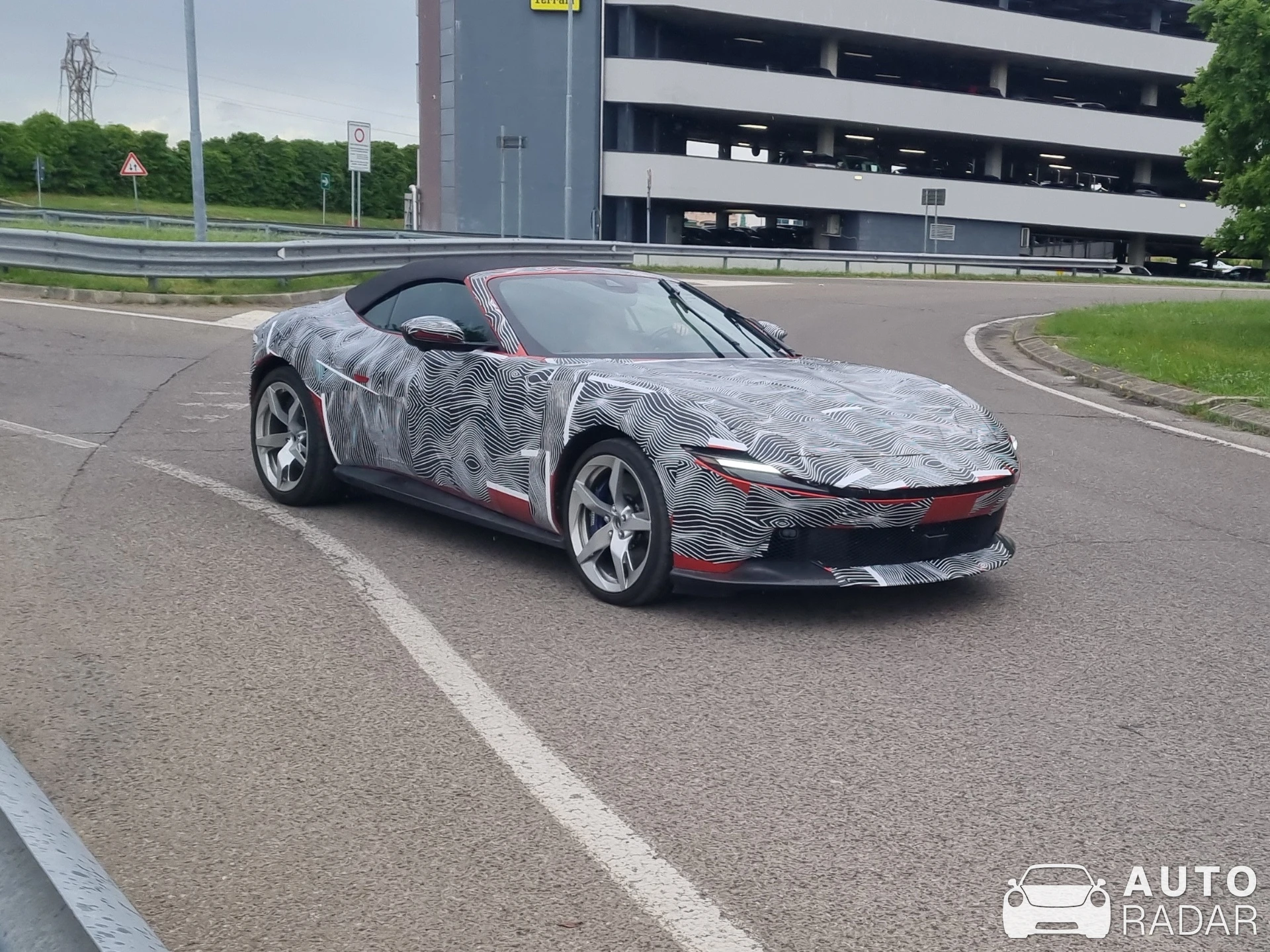 Ferrari Amalfi Mule spotted in Maranello