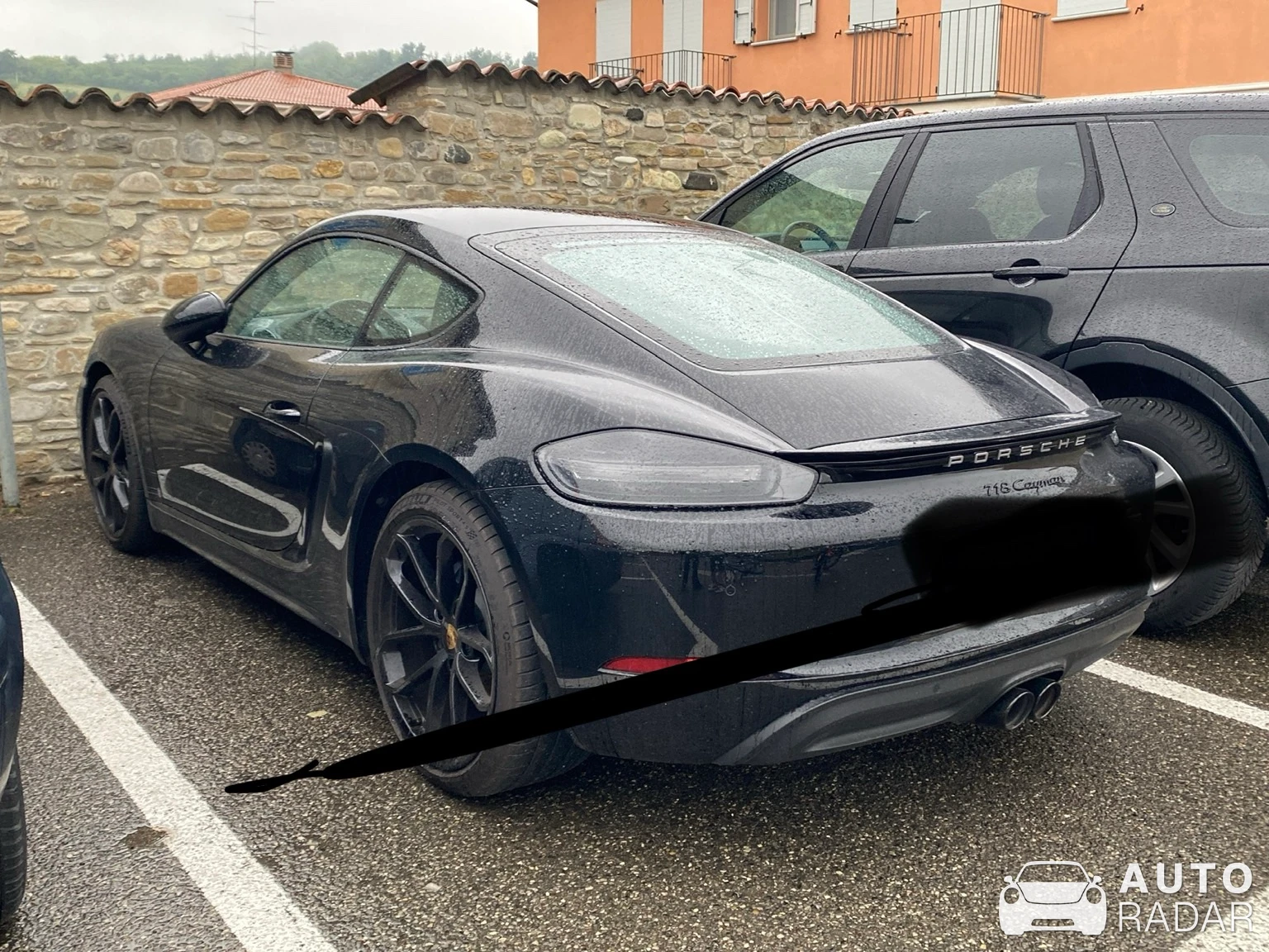 Porsche 718 Cayman spotted in Piacenza
