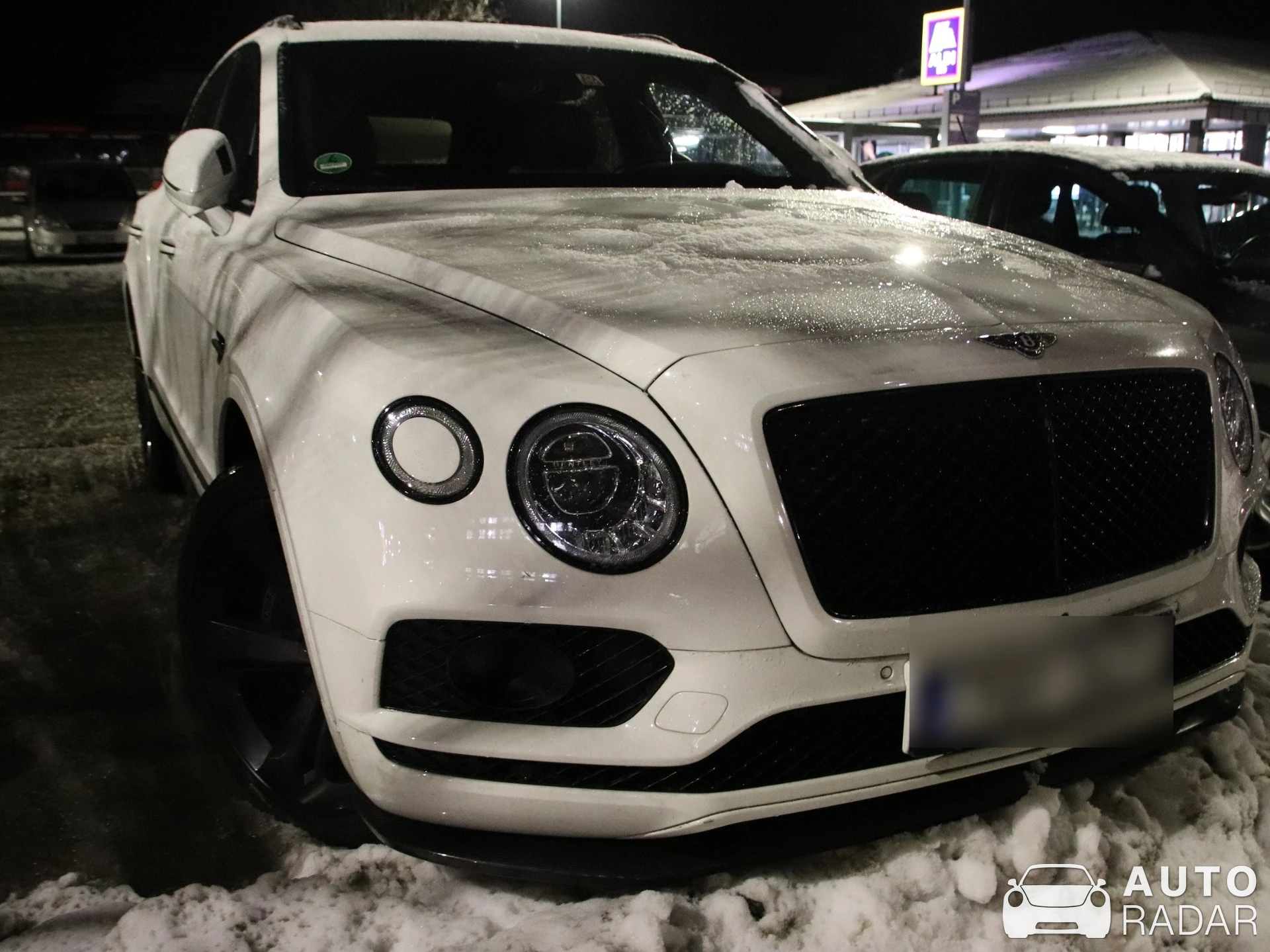 Bentley Bentayga V8 spotted in Bad Reichenhall, Germany