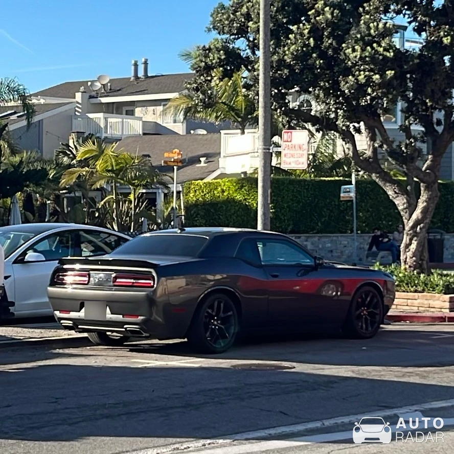 Dodge Challenger R/T spotted in Hermosa Beach, United States