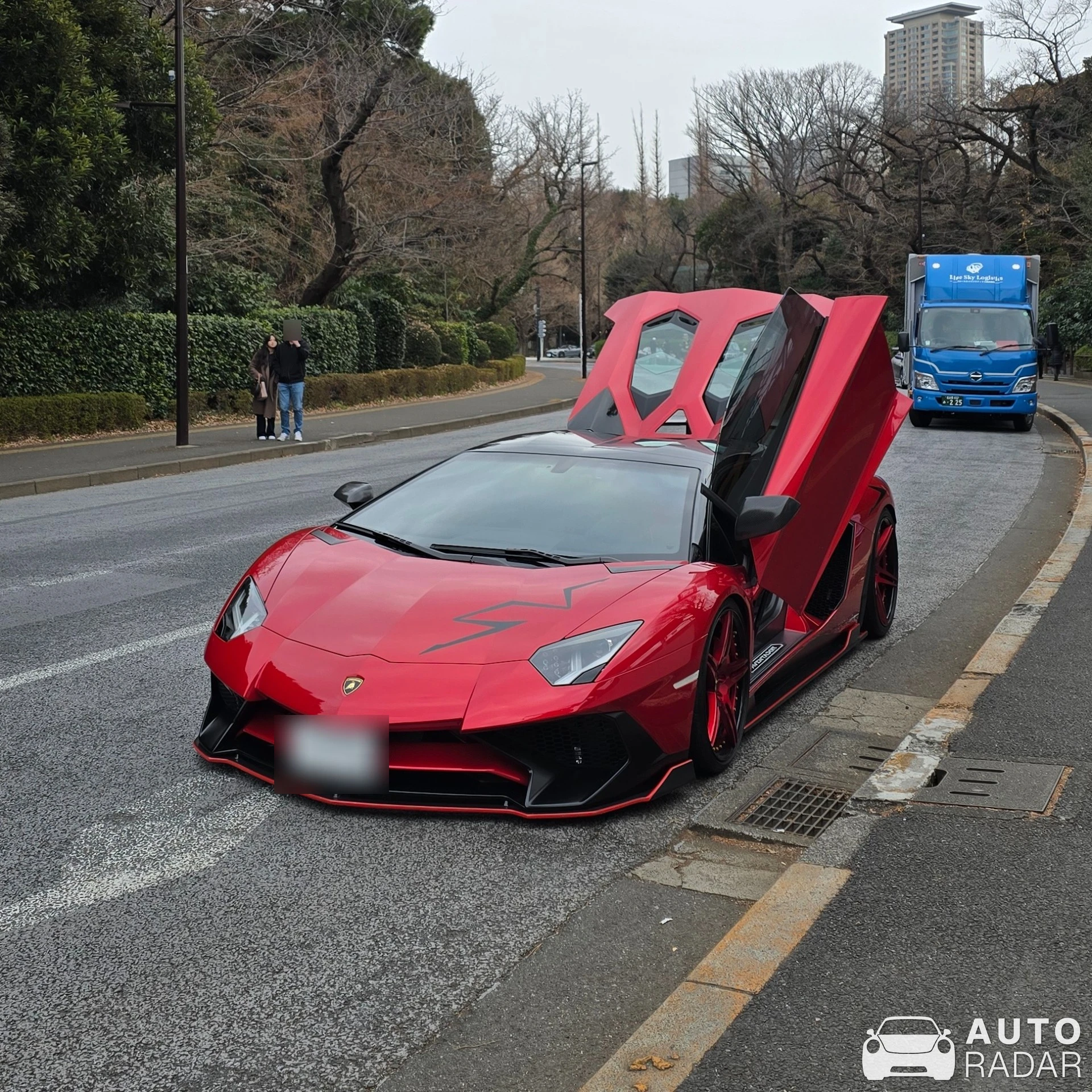 Lamborghini Aventador LP750-4 SuperVeloce spotted in Shinjuku City, 일본