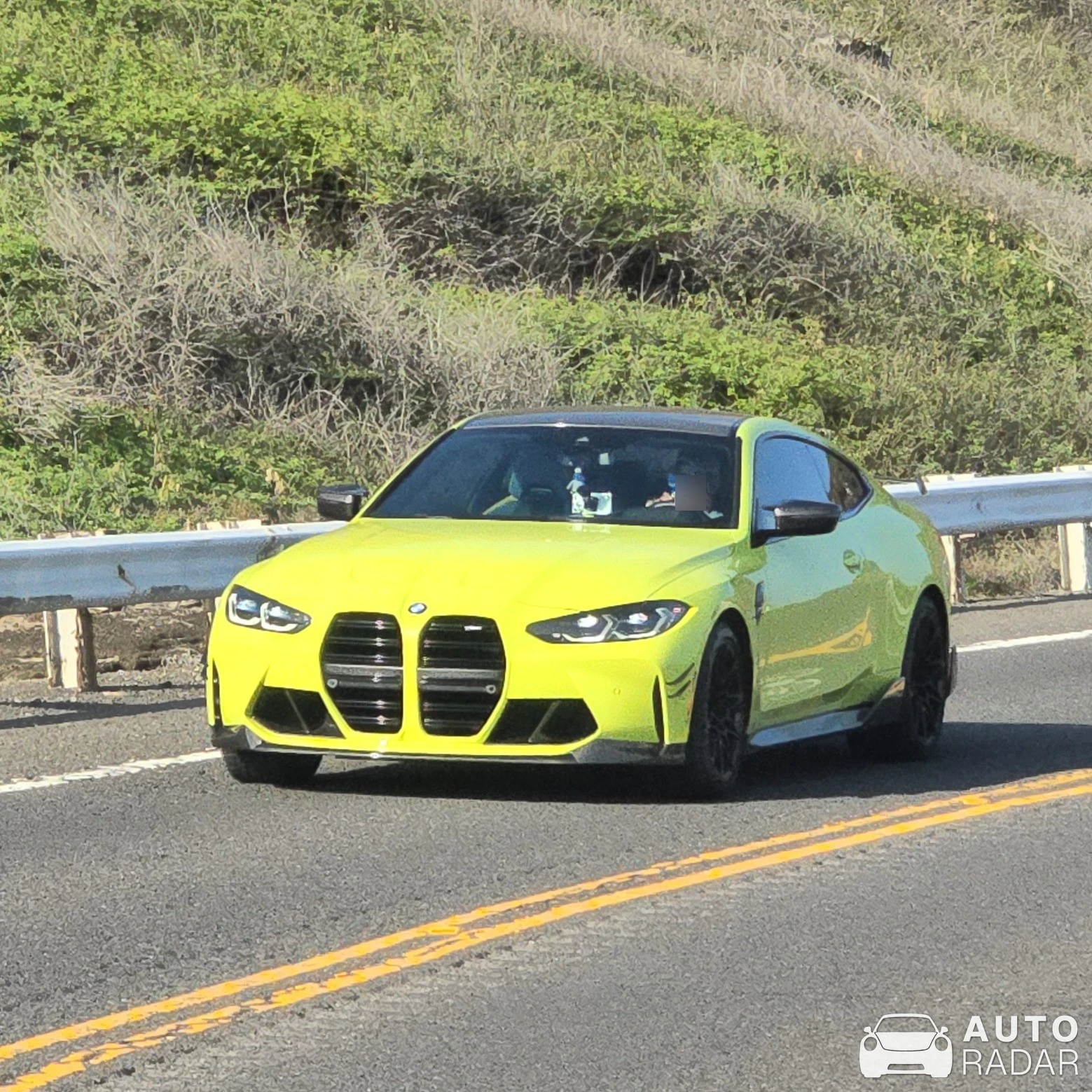 BMW M4 G82 Coupé Competition spotted in Honolulu, 미국