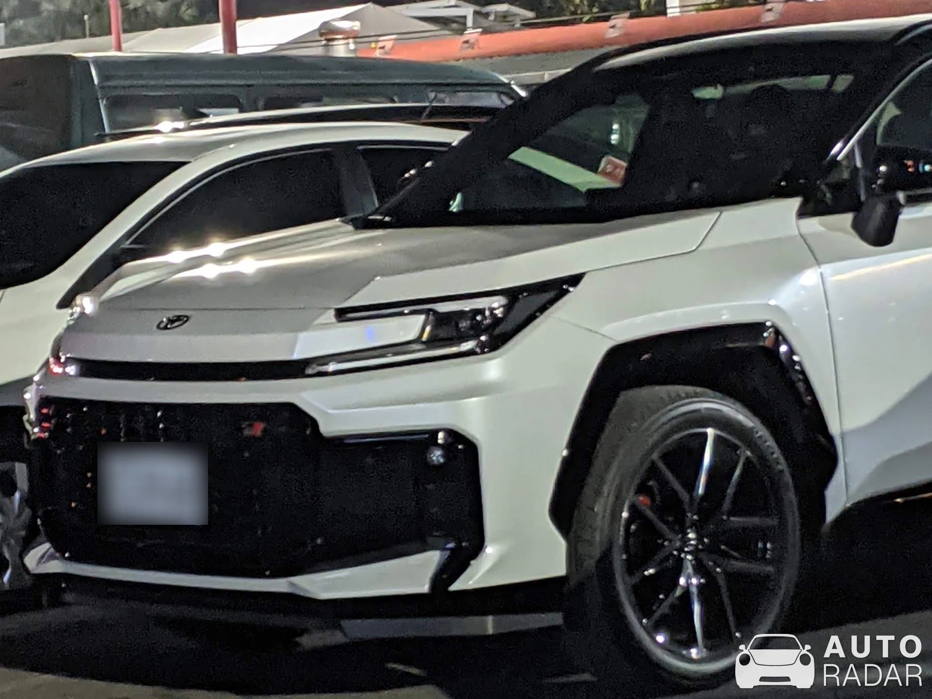 Toyota RAV4 PHEV GR Sport spotted in 花蓮市