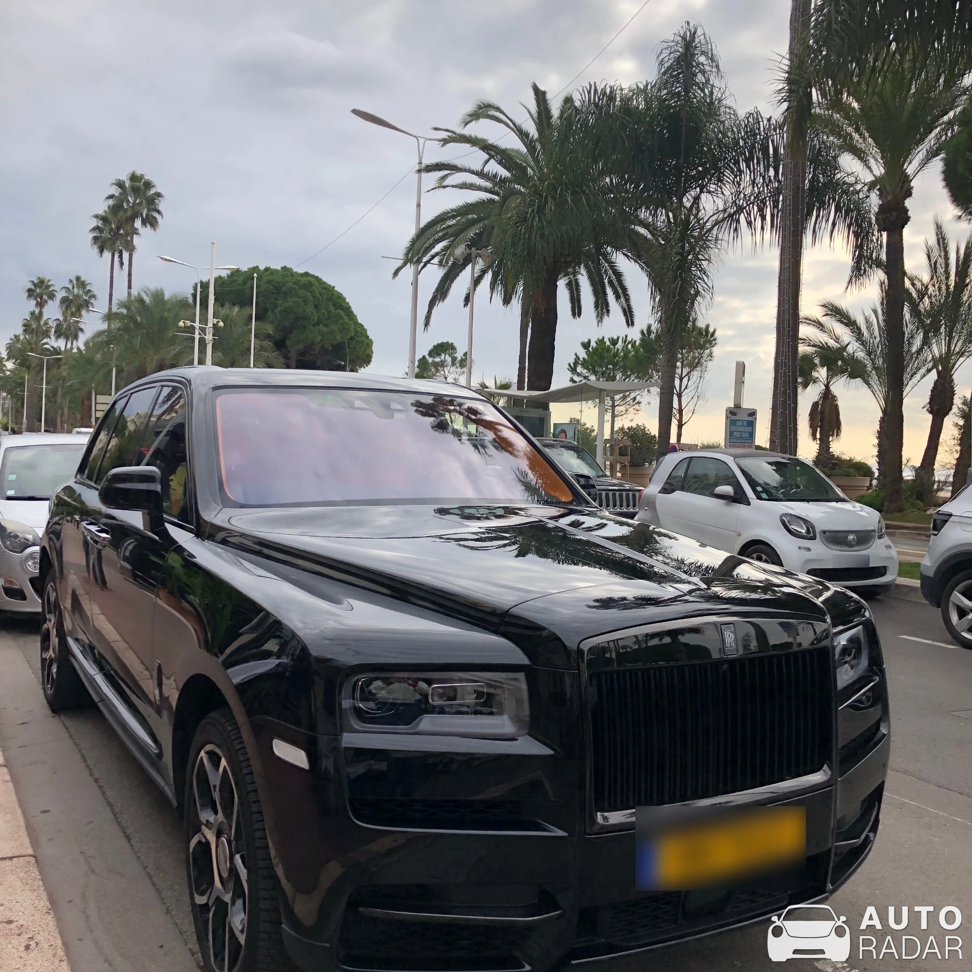 Rolls-Royce Cullinan Black Badge spotted in Cannes, France