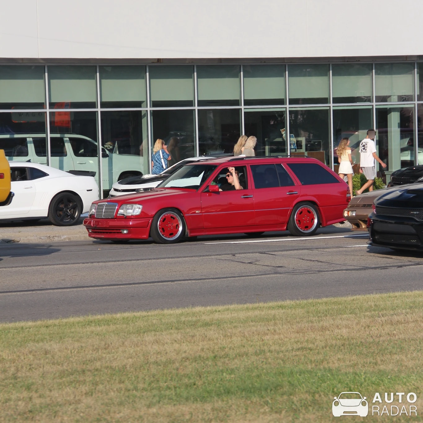 Mercedes-Benz E320 Wagon W124 spotted in Ferndale