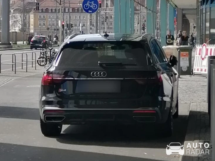 Audi S4 Avant B9 spotted in Berlin