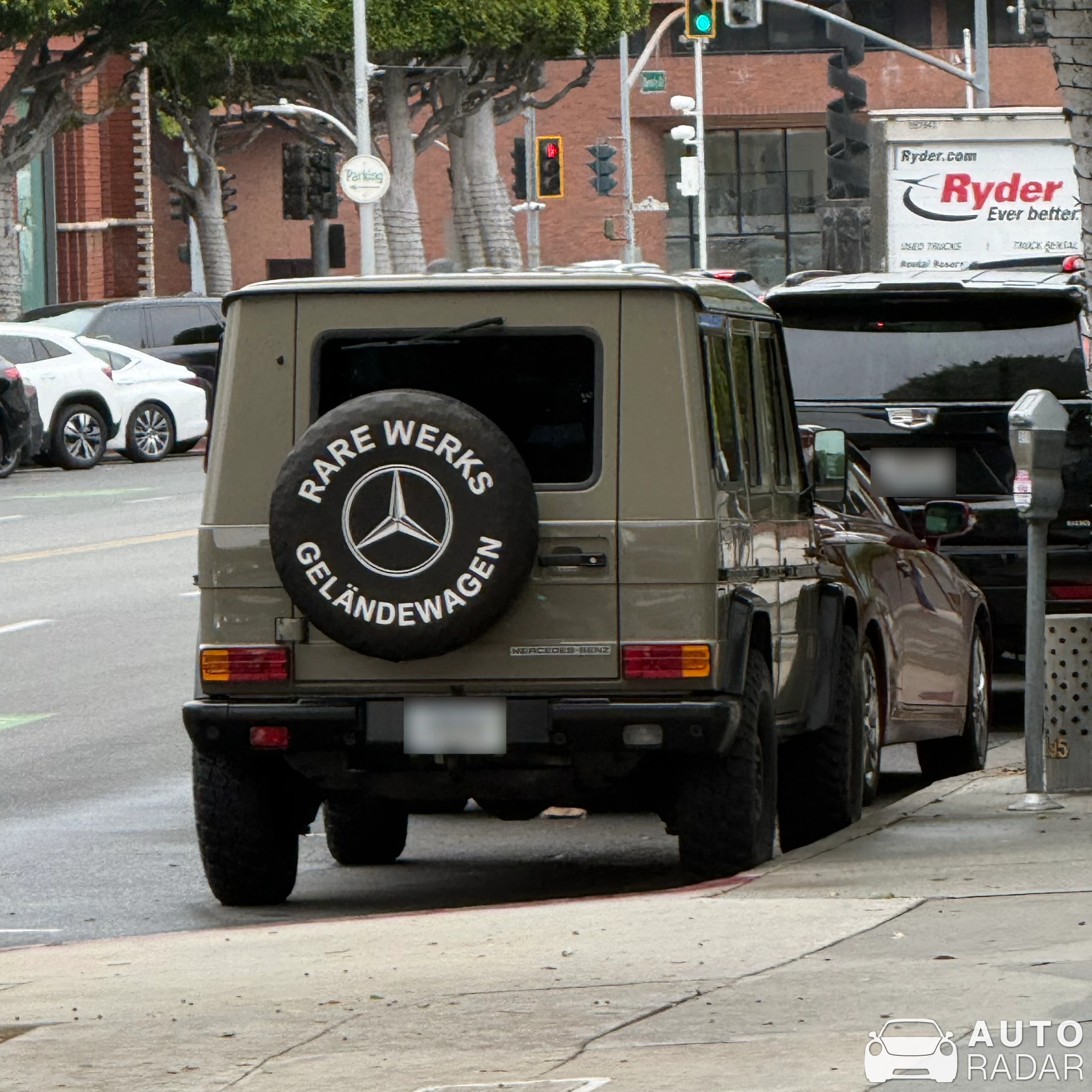 Mercedes-Benz G-Klasse W461 spotted in Beverly Hills
