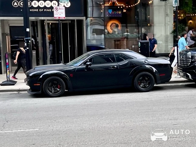 Dodge Challenger SRT Demon spotted in Chicago
