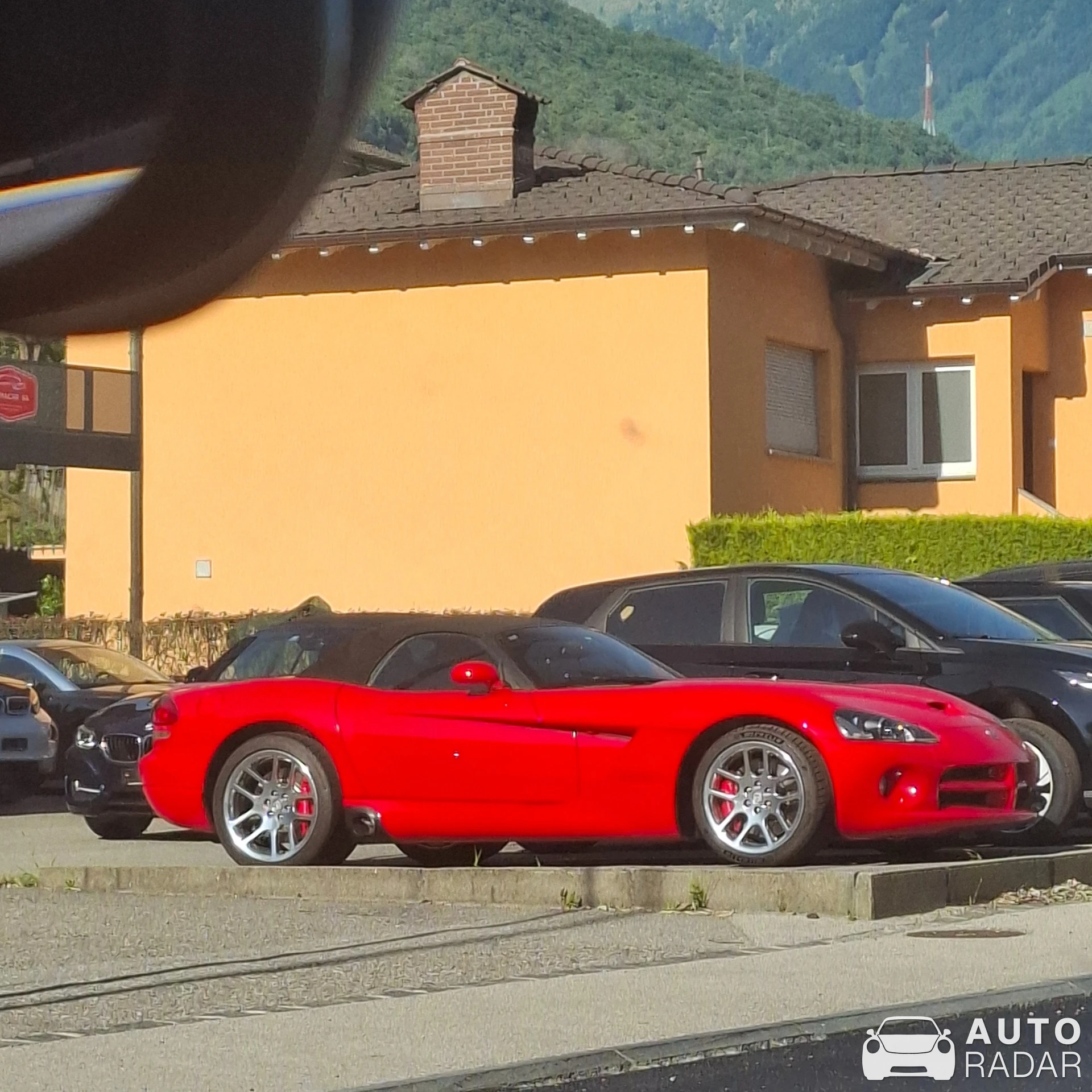 Dodge Viper SRT-10 Roadster spotted in Bellinzona