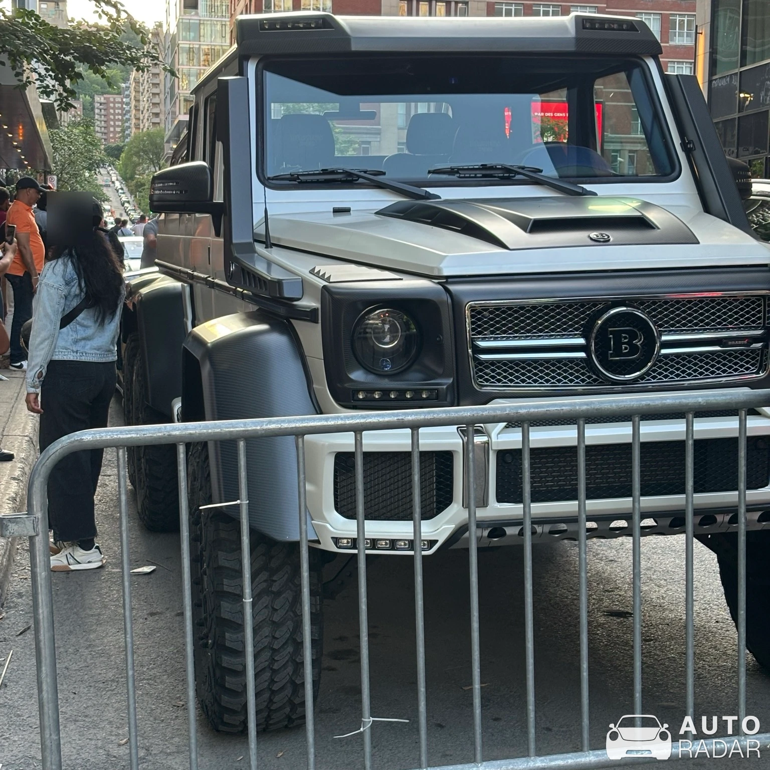 Mercedes-AMG Brabus GLS B40S-800 Widestar X167 spotted in Montréal
