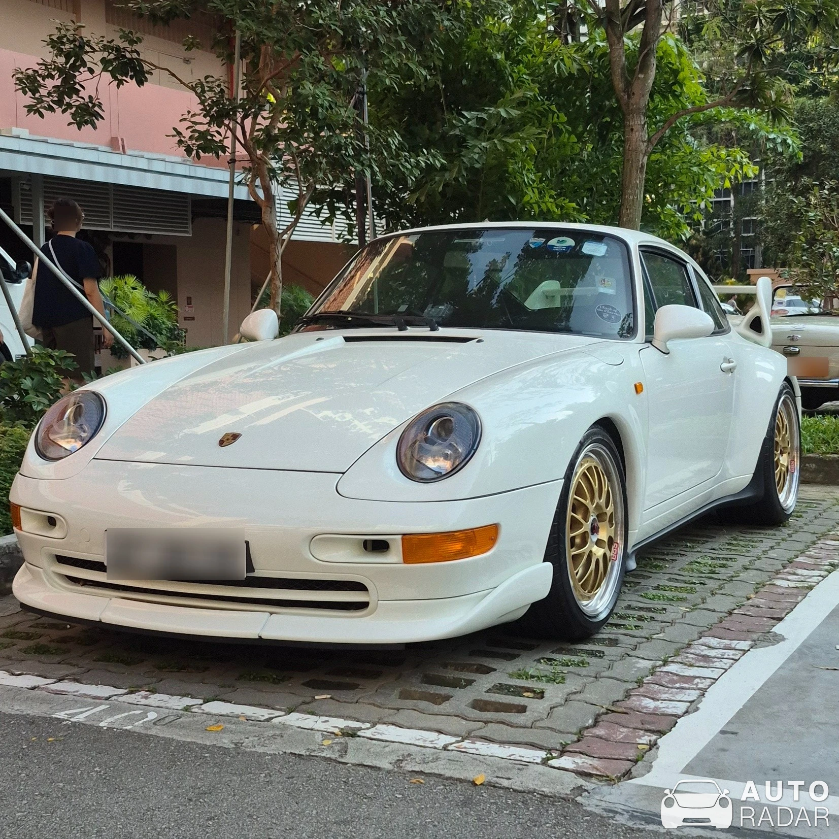 Porsche 993 Carrera RS Clubsport spotted in Singapore