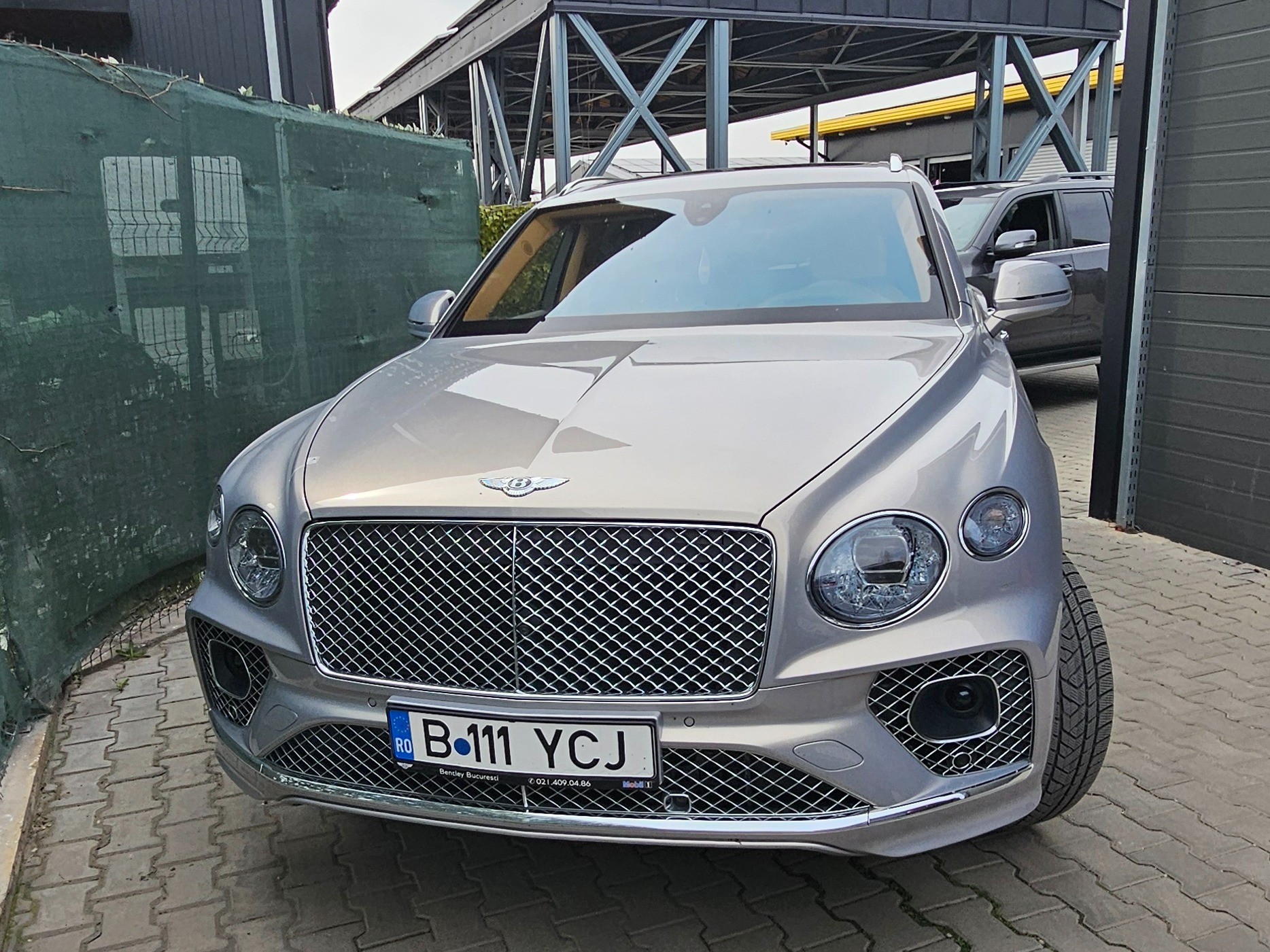 Bentley Bentayga Hybrid 2021 First Edition