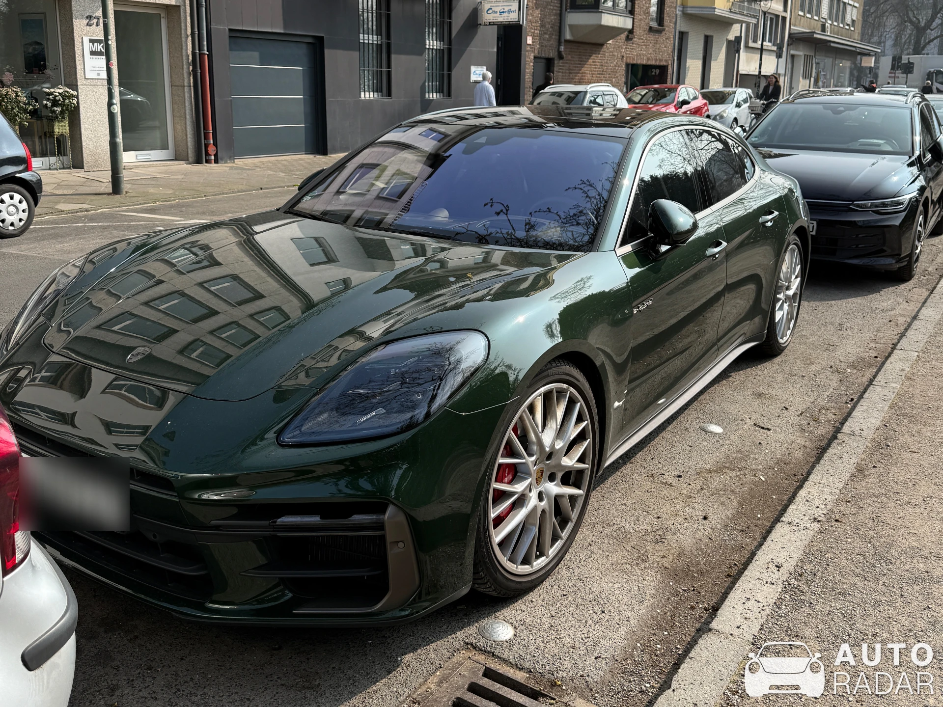 Porsche 972 Panamera Turbo S E-Hybrid Executive spotted in Düsseldorf