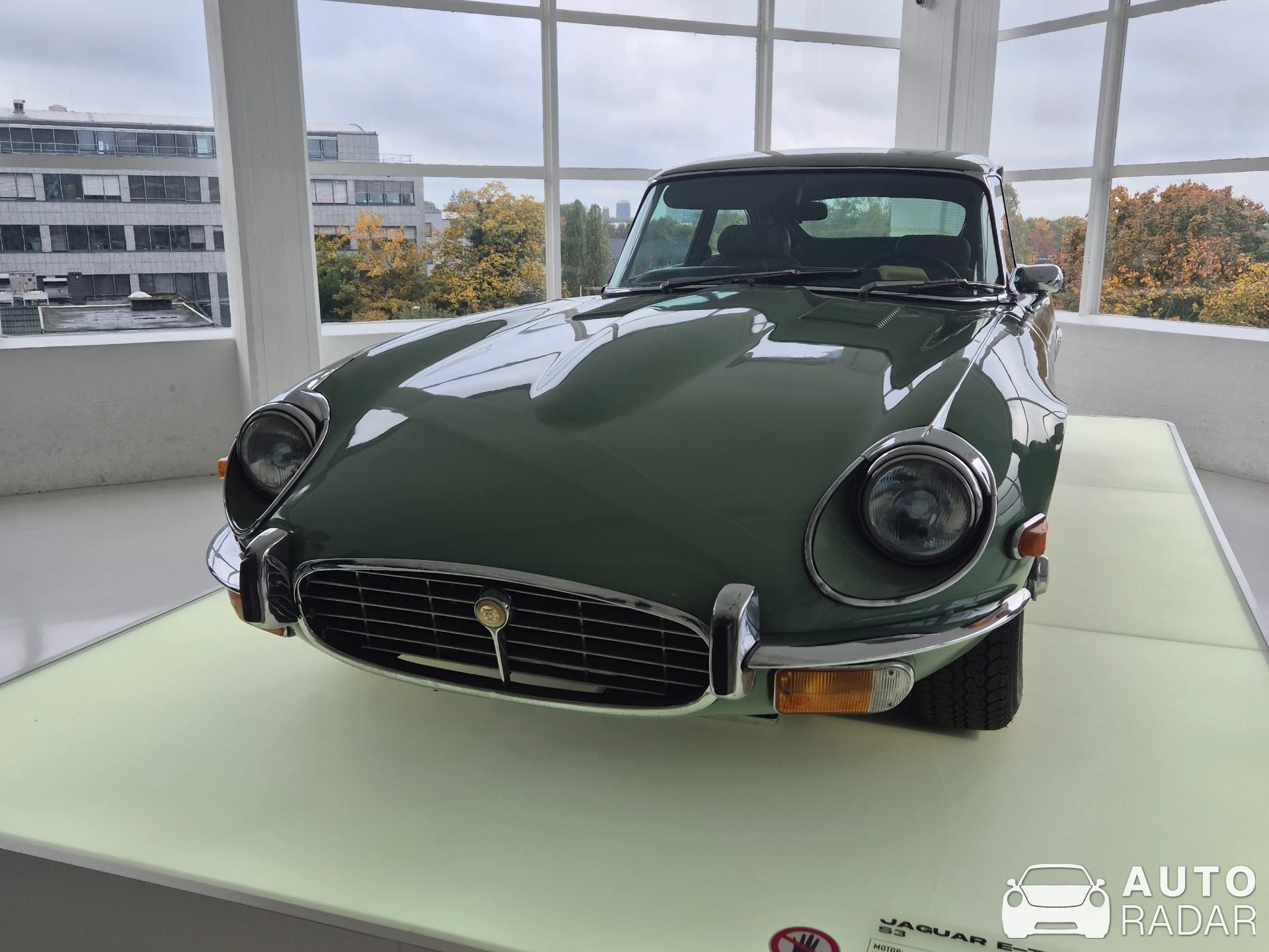 Jaguar E-Type Series 3 V-12 spotted in Dortmund