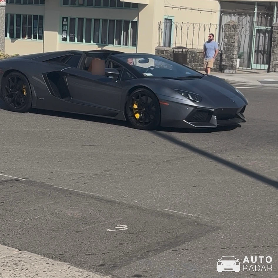 Lamborghini Aventador LP700-4 Roadster spotted in Hermosa Beach, United States