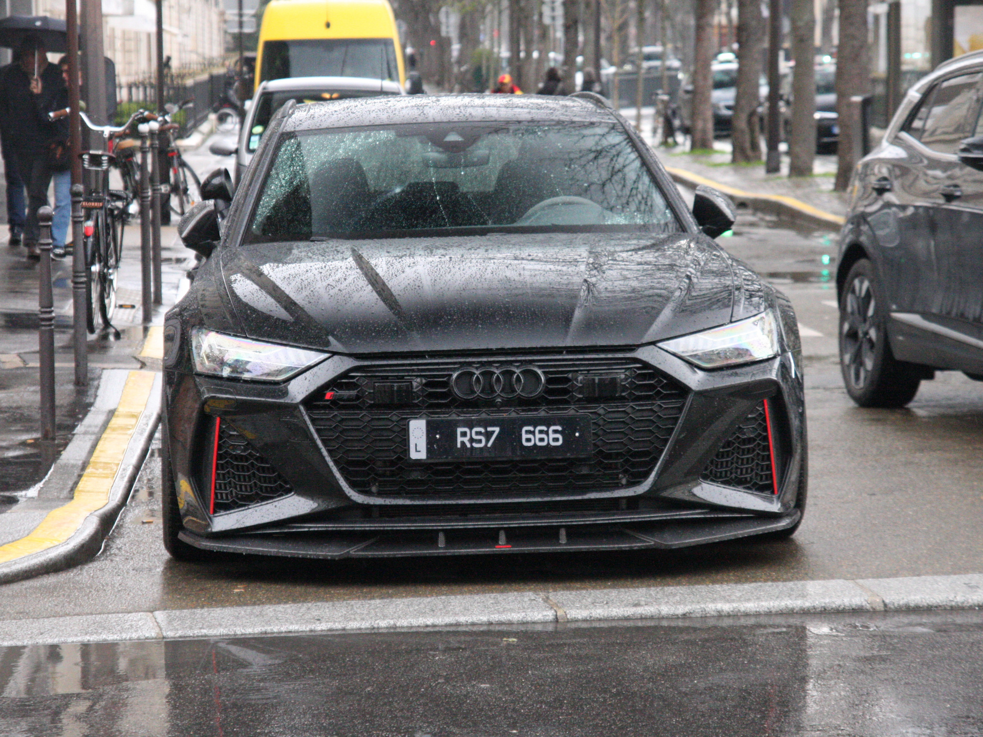 Audi RS6 Avant C8 Urban