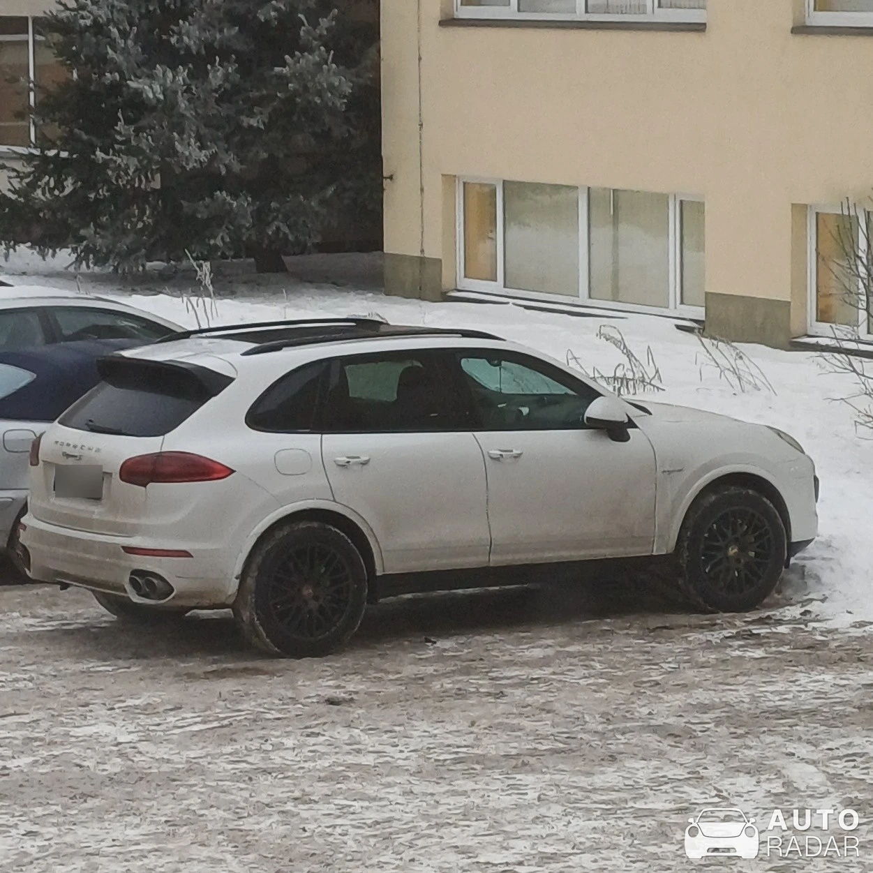 Porsche Cayenne S spotted in Liepāja, Latvia