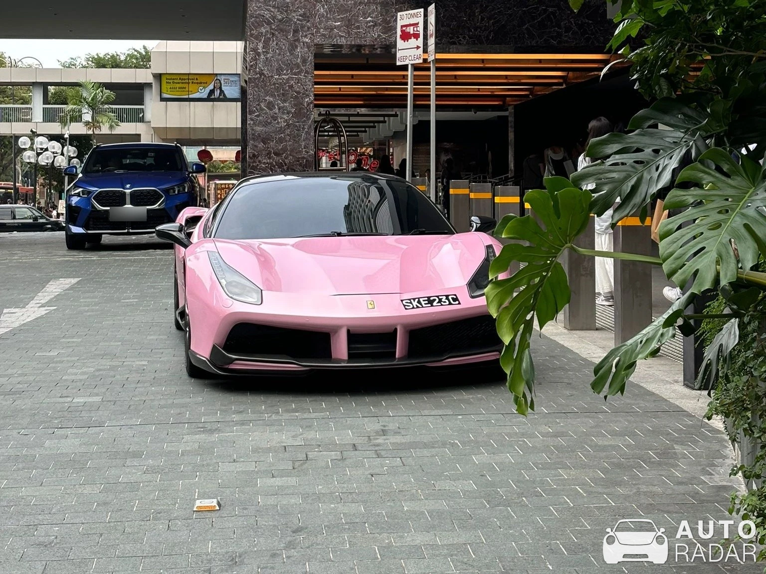 Ferrari 488 GTB spotted in Singapore, Singapore