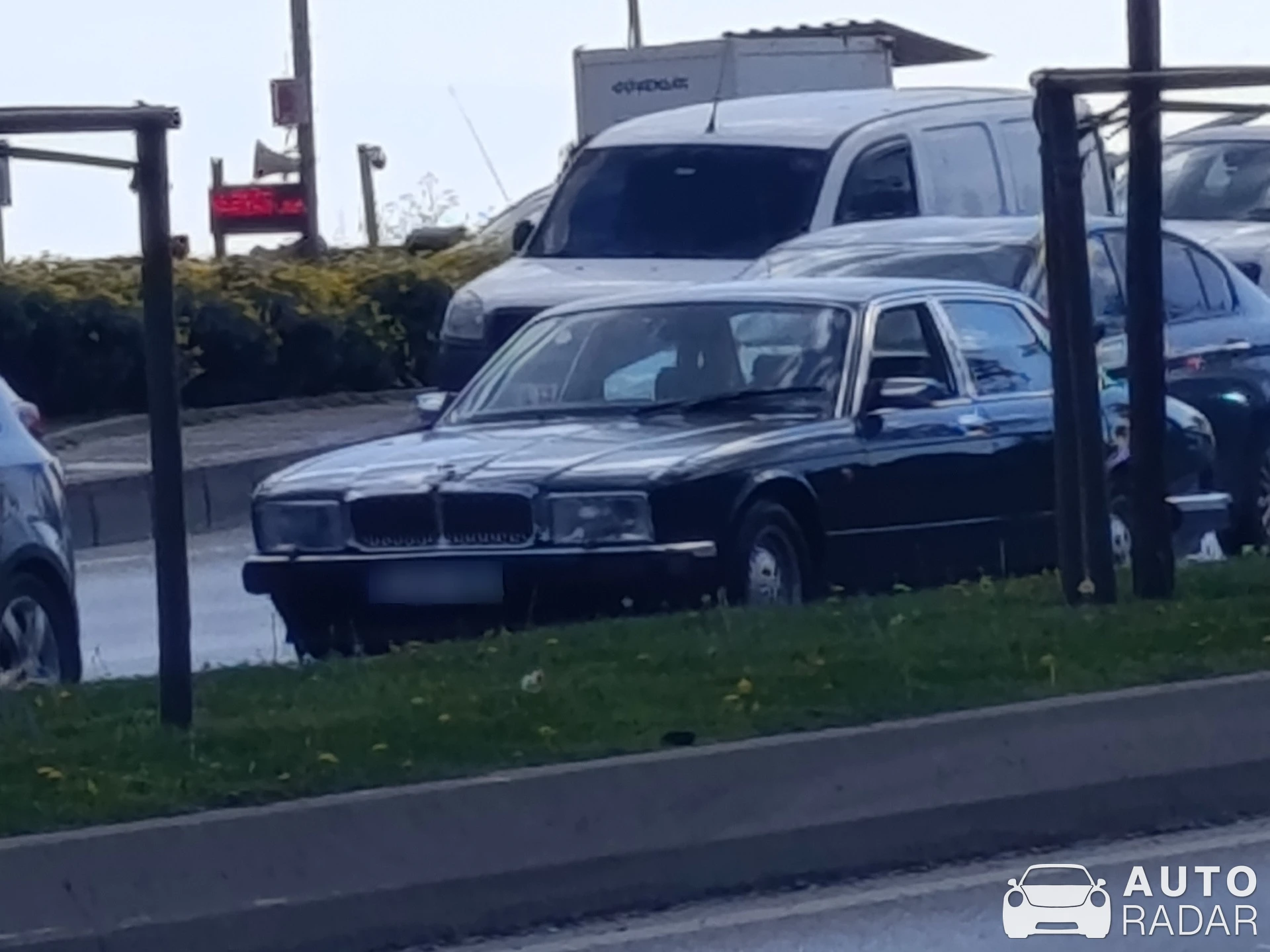 Jaguar XJ Sovereign spotted in Pendik