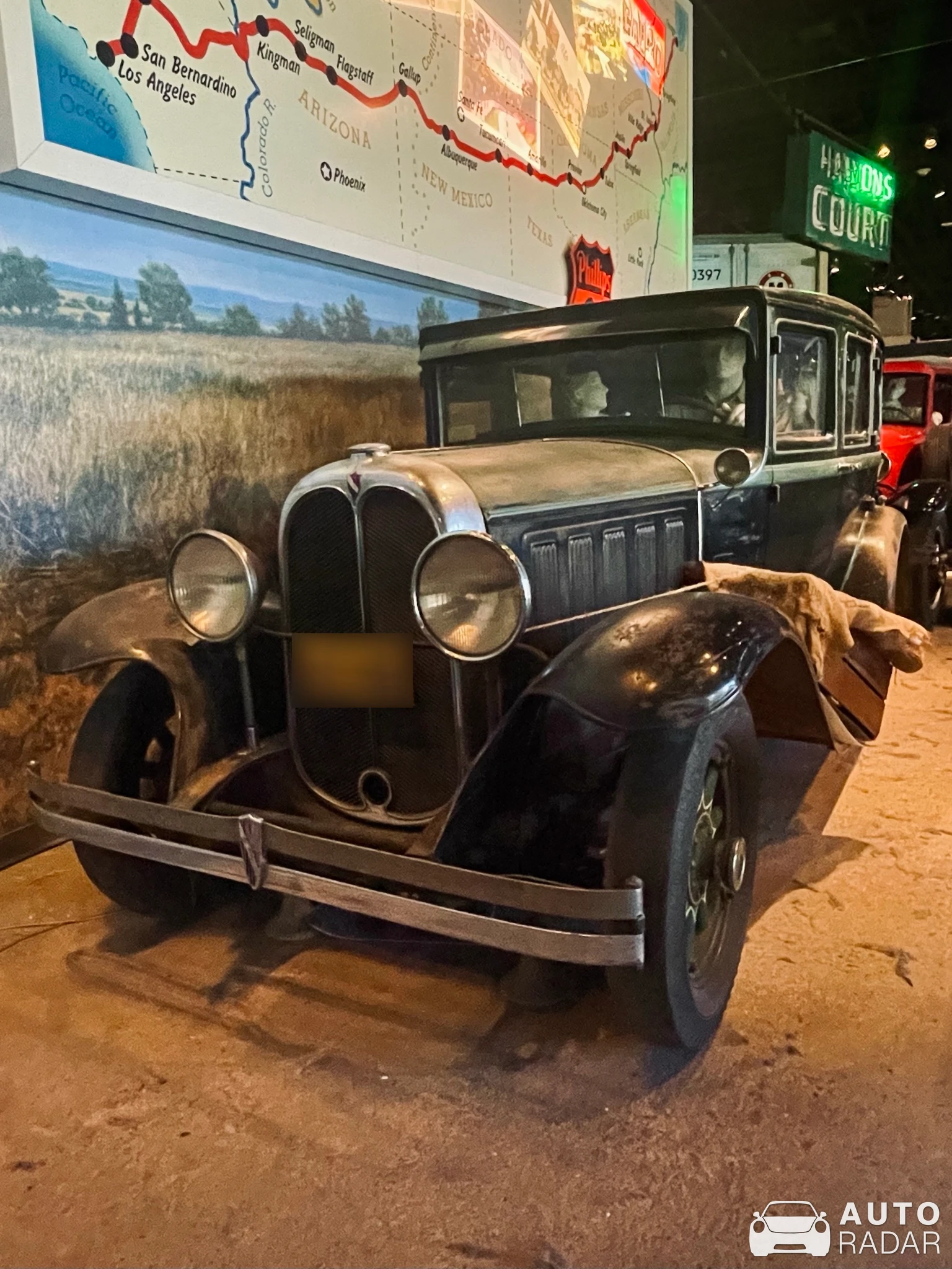 Hudson Eight spotted in Washington