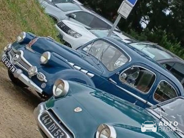 Panhard Dyna Junior spotted in Plouezoc'h