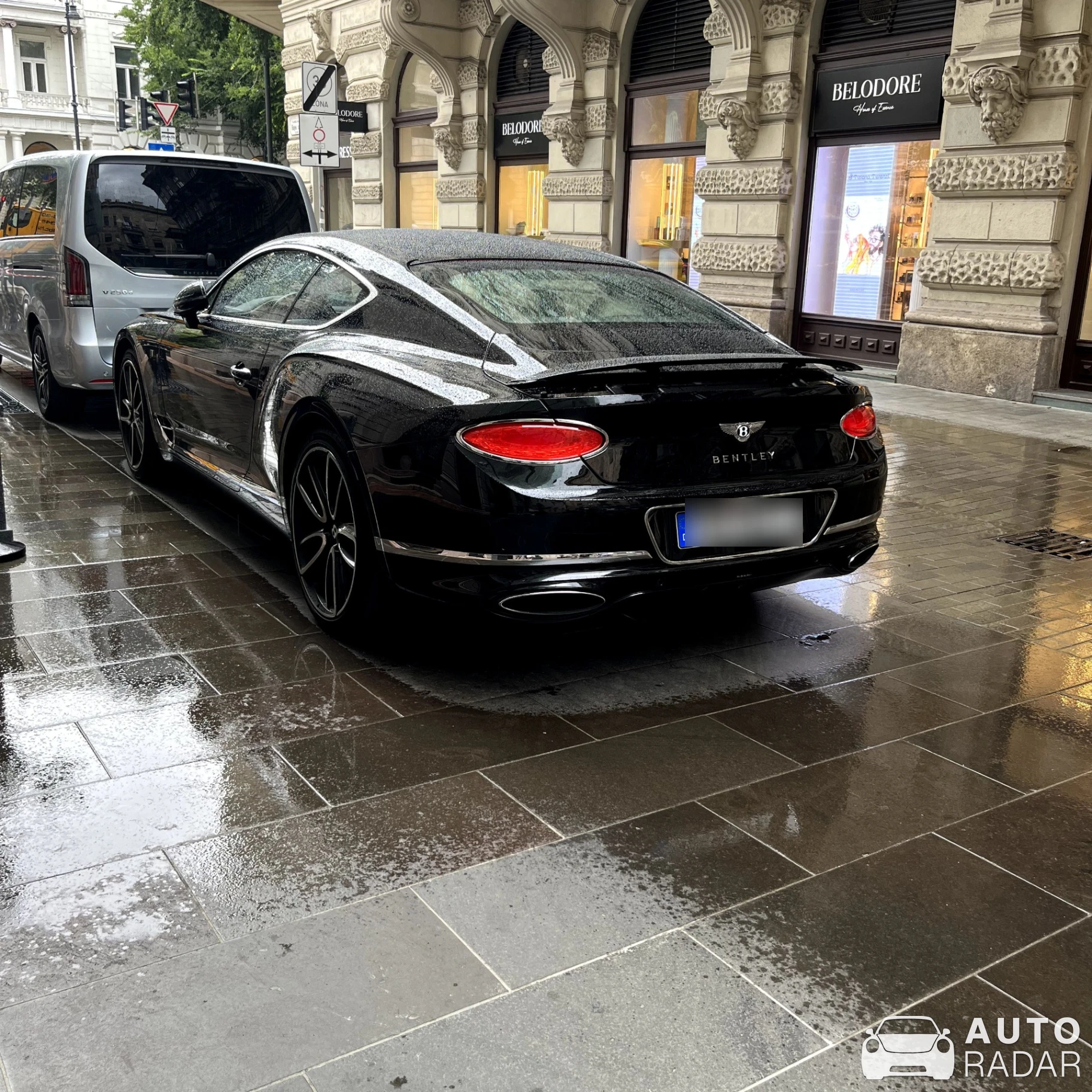 Bentley Flying Spur V8 Azure spotted in Budapest, Hungary