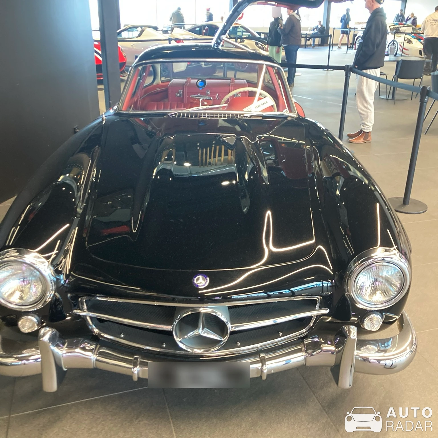 Mercedes-Benz 300SL Gullwing spotted in Tailem Bend