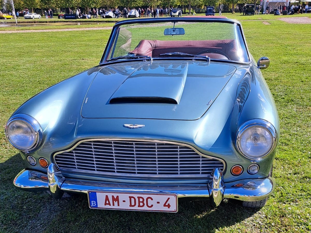 Aston Martin DB4 Convertible