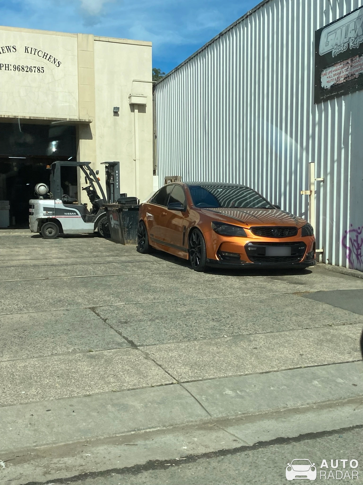 Holden VF Series II Commodore SS spotted in Clyde