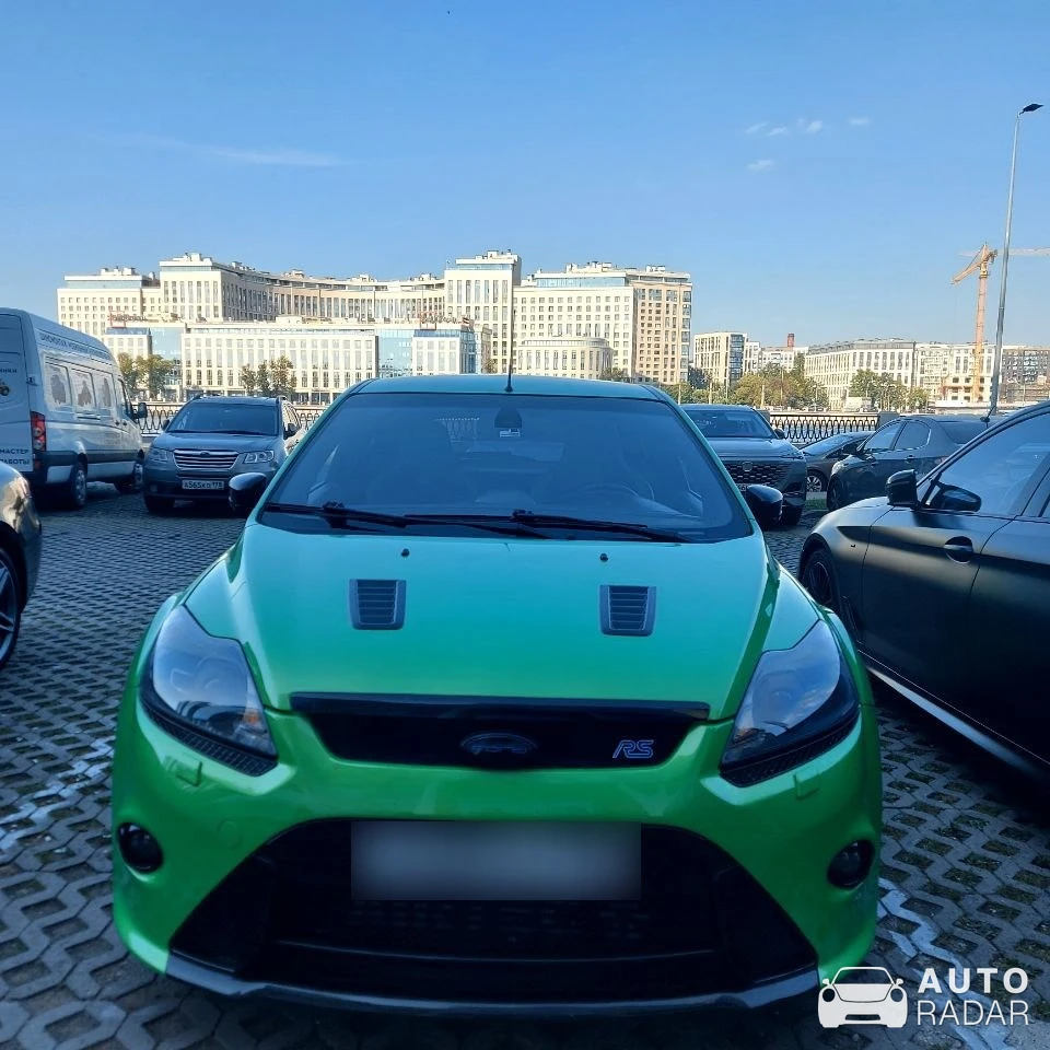 Ford Focus RS 2009 spotted in Санкт-Петербург