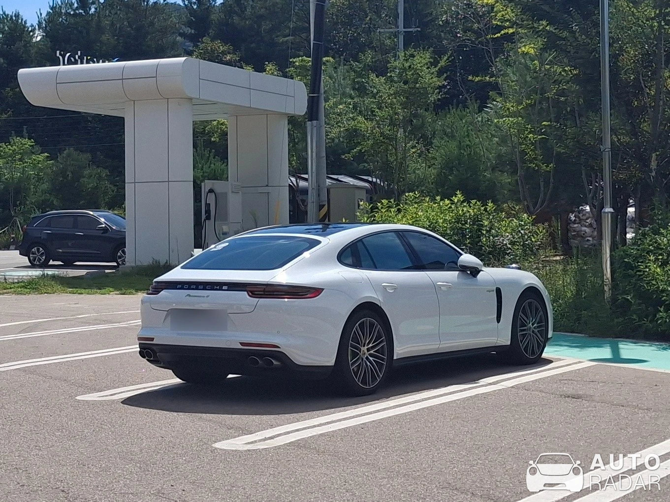 Porsche 971 Panamera 4 Sport Turismo spotted
