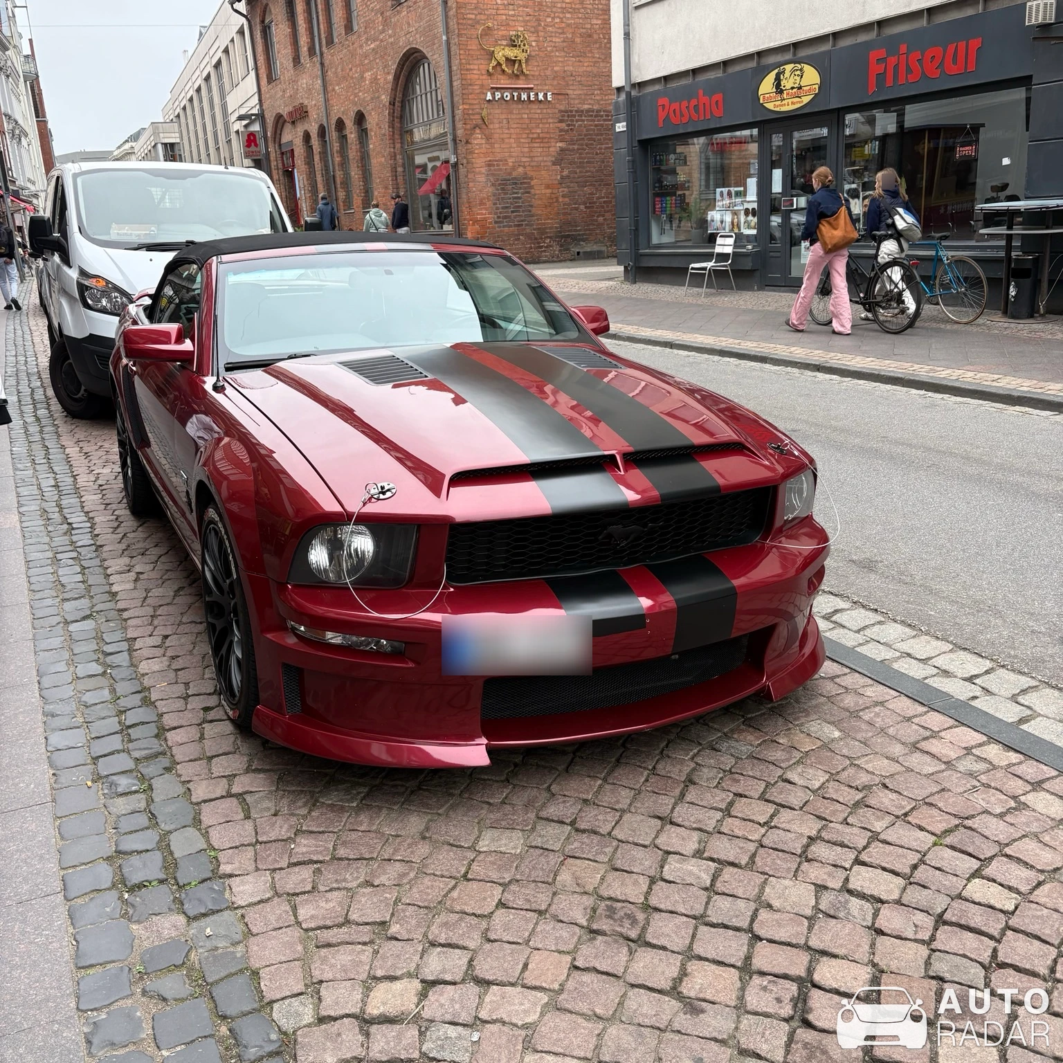 Ford Mustang Roush Stage 3 Convertible 2011 spotted in Lübeck