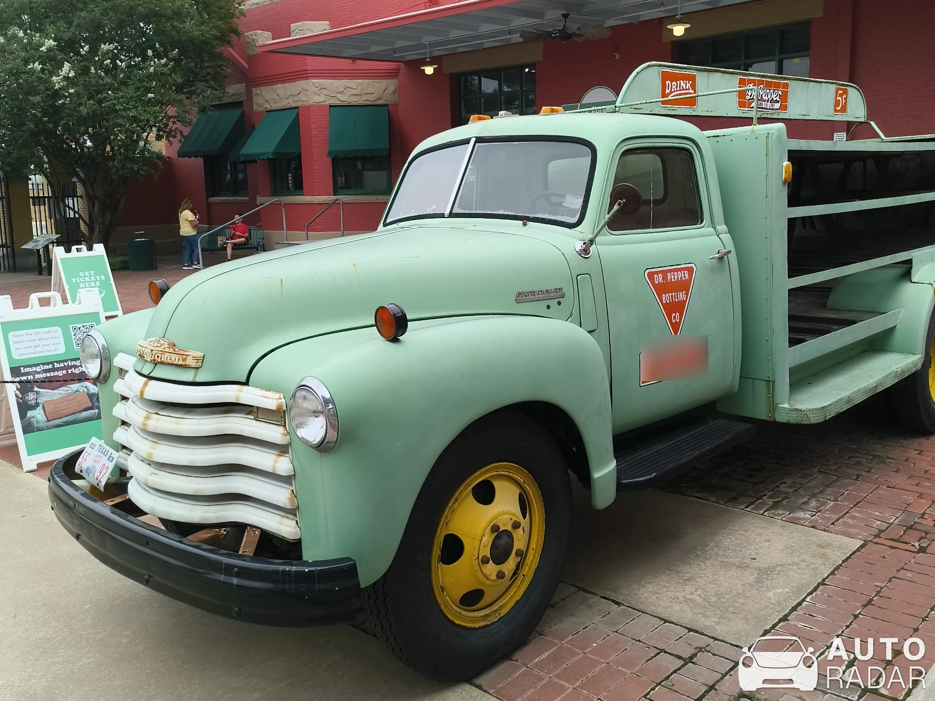 Chevrolet Fleetline DeLuxe 1949 spotted