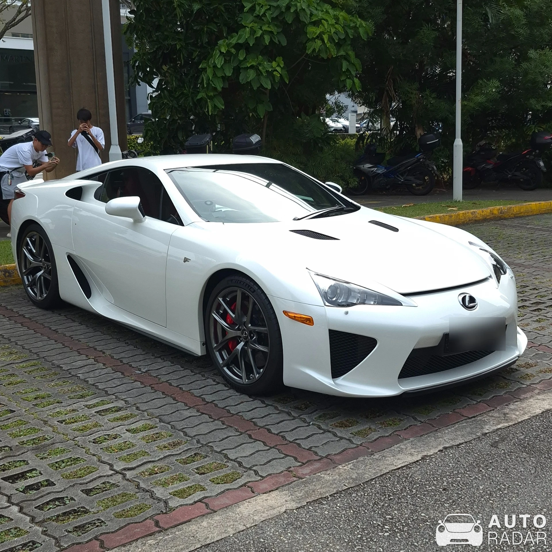 Lexus LFA spotted in Singapore, Singapore